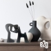 Escultura Decorativa Menino e o Cachorro 18x15cm	